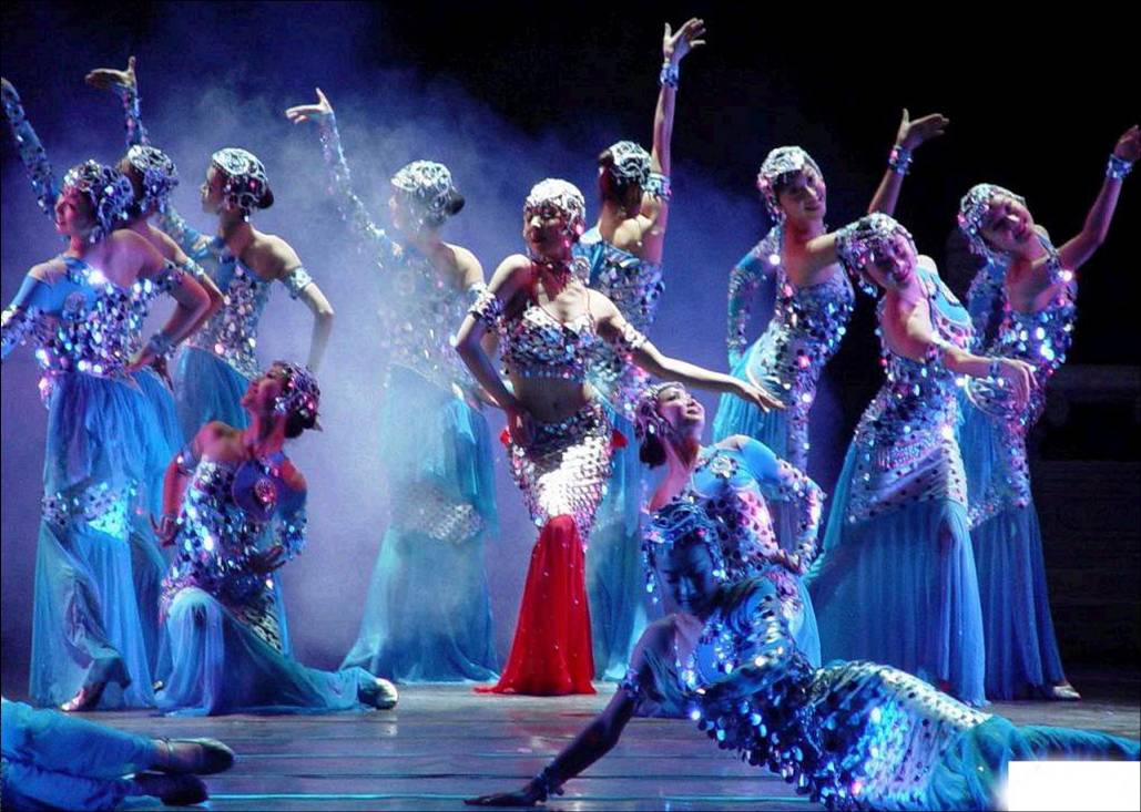 ���c����